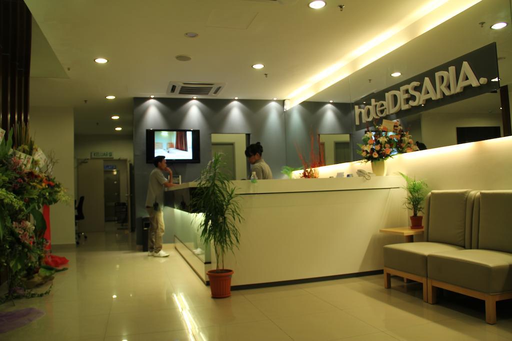 Hotel Desaria Petaling Jaya Exterior photo