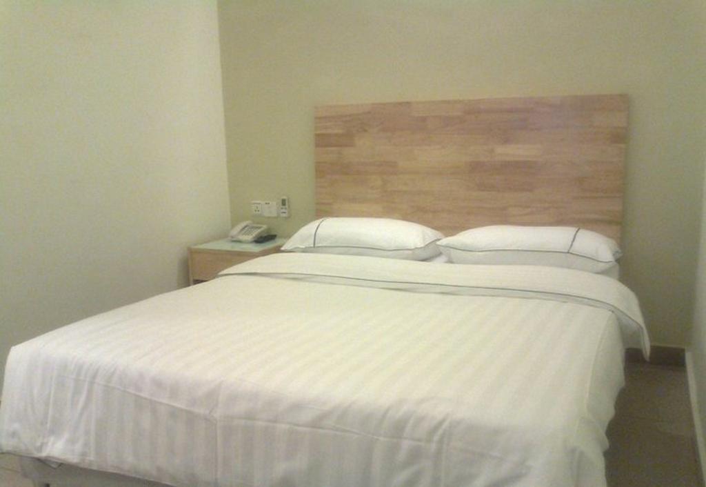 Hotel Desaria Petaling Jaya Room photo