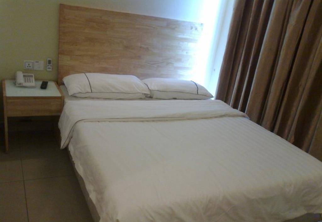 Hotel Desaria Petaling Jaya Room photo