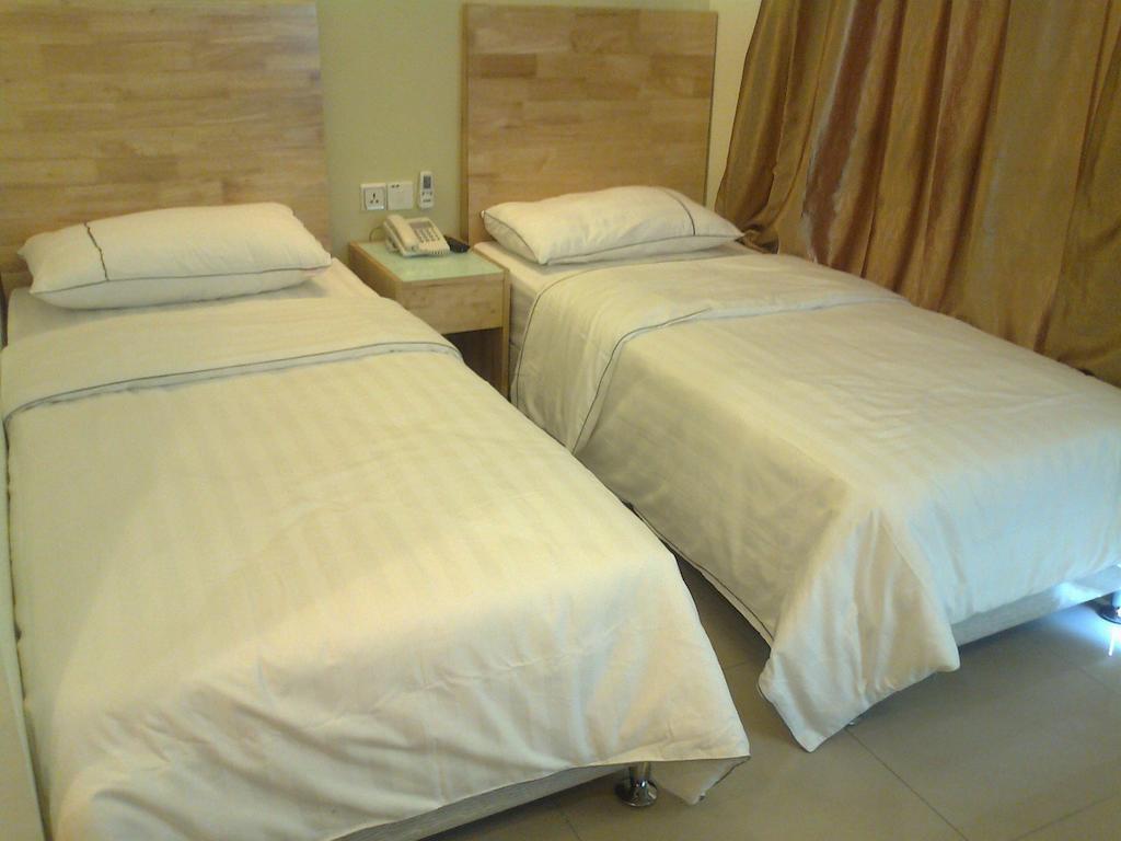 Hotel Desaria Petaling Jaya Room photo