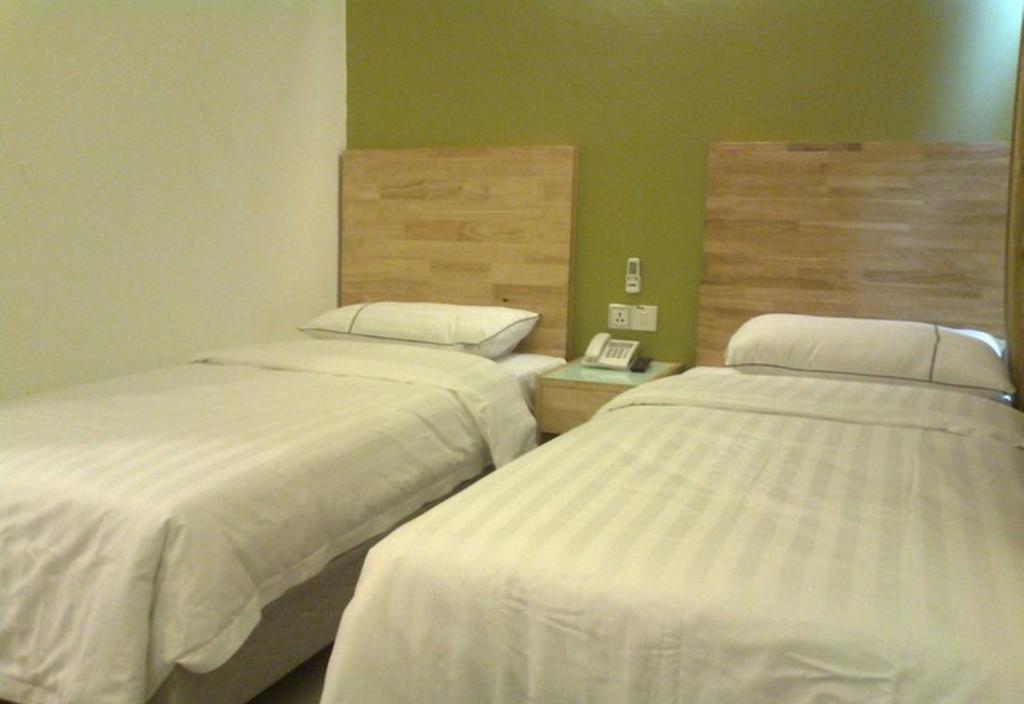Hotel Desaria Petaling Jaya Room photo