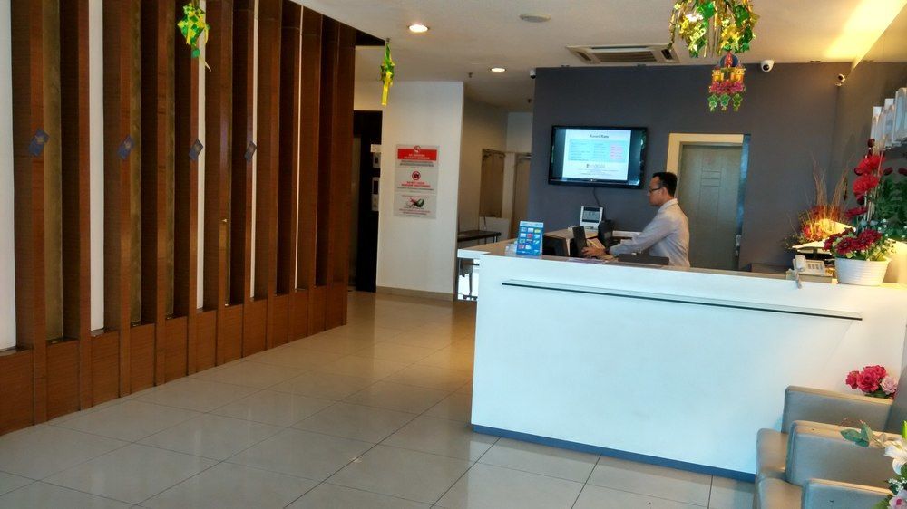 Hotel Desaria Petaling Jaya Exterior photo