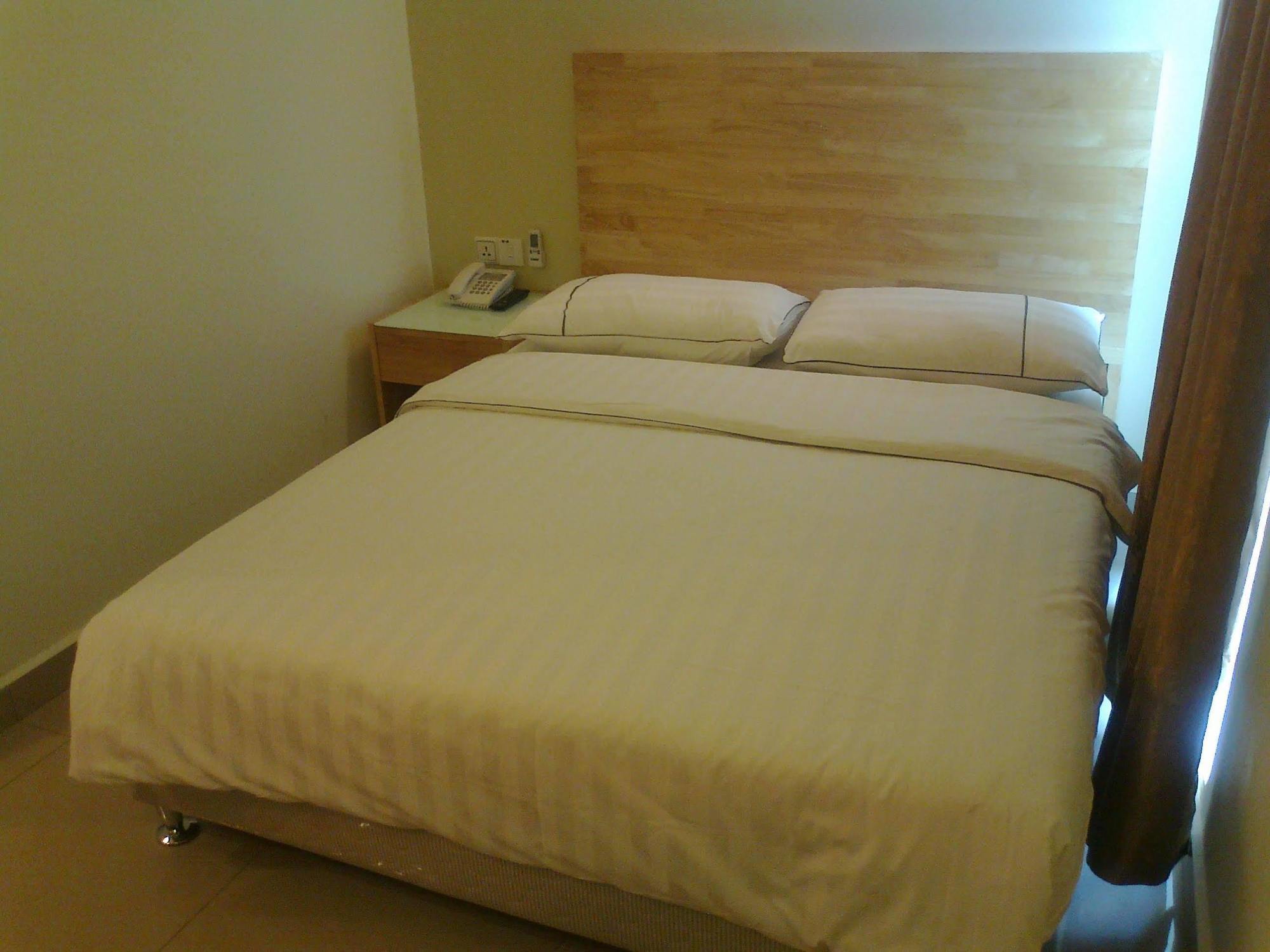 Hotel Desaria Petaling Jaya Exterior photo