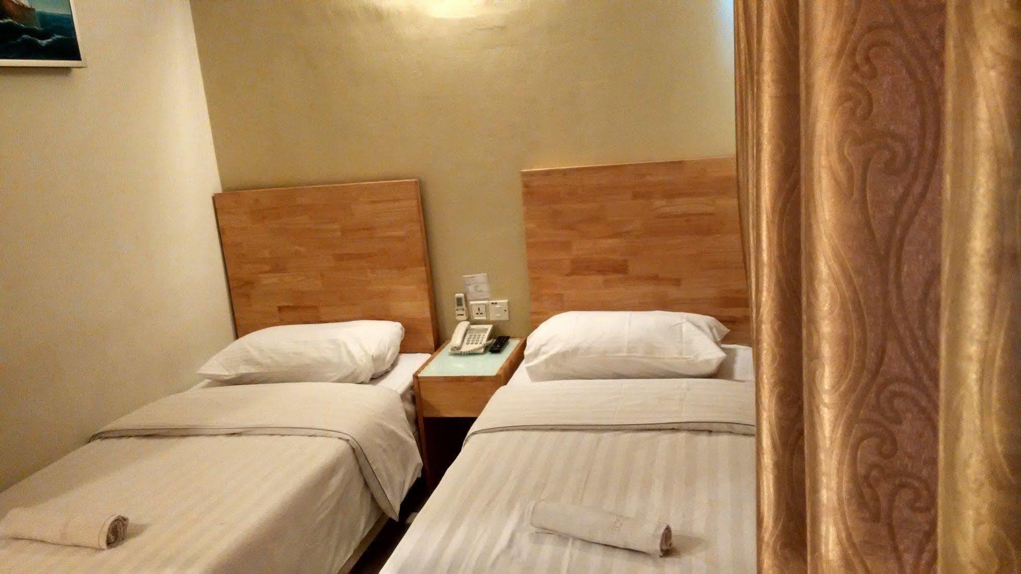 Hotel Desaria Petaling Jaya Exterior photo